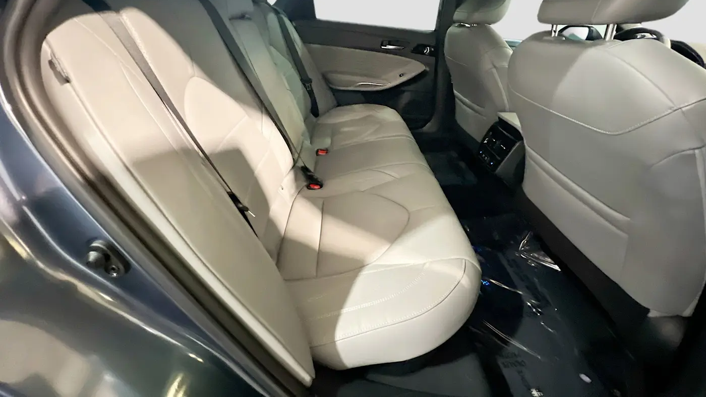 2020 Toyota Avalon Hybrid Limited
