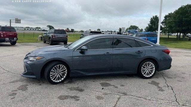 2020 Toyota Avalon Hybrid Limited