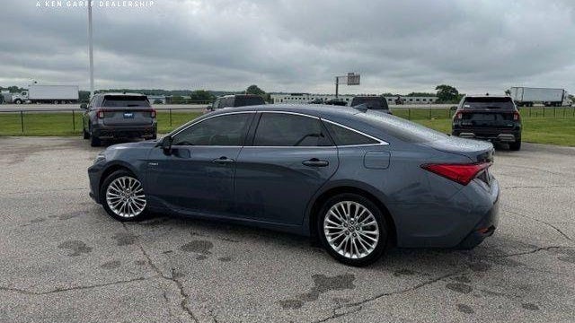 2020 Toyota Avalon Hybrid Limited