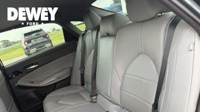 2020 Toyota Avalon Hybrid Limited