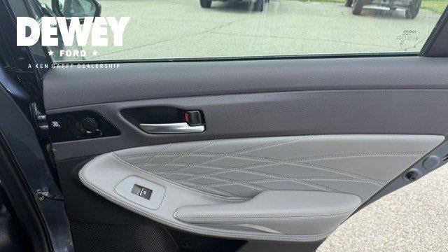 2020 Toyota Avalon Hybrid Limited