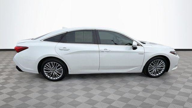 2021 Toyota Avalon Hybrid Limited