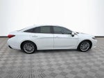 2021 Avalon Hybrid Thumbnail 8