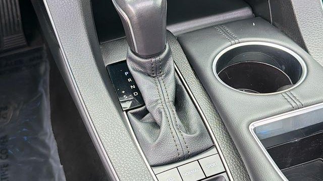 2021 Toyota Avalon Hybrid Limited