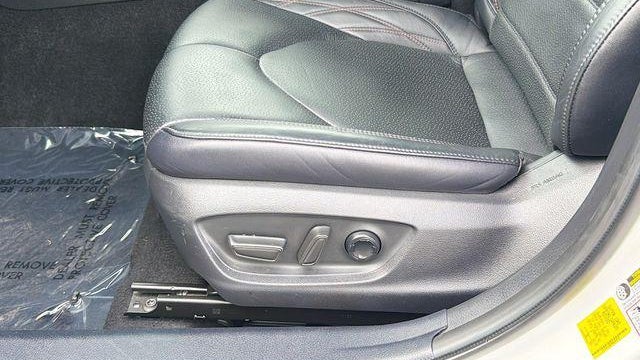2021 Toyota Avalon Hybrid Limited