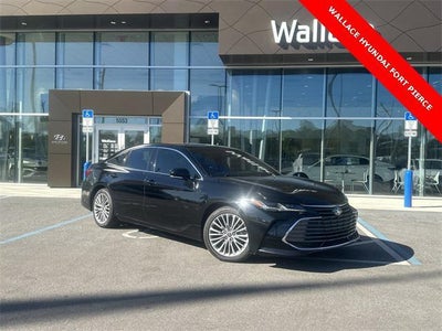 2022 Toyota Avalon Hybrid Limited 4DR Sedan