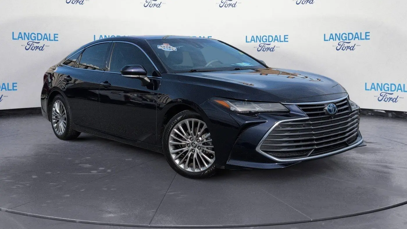 2022 Toyota Avalon Hybrid Limited