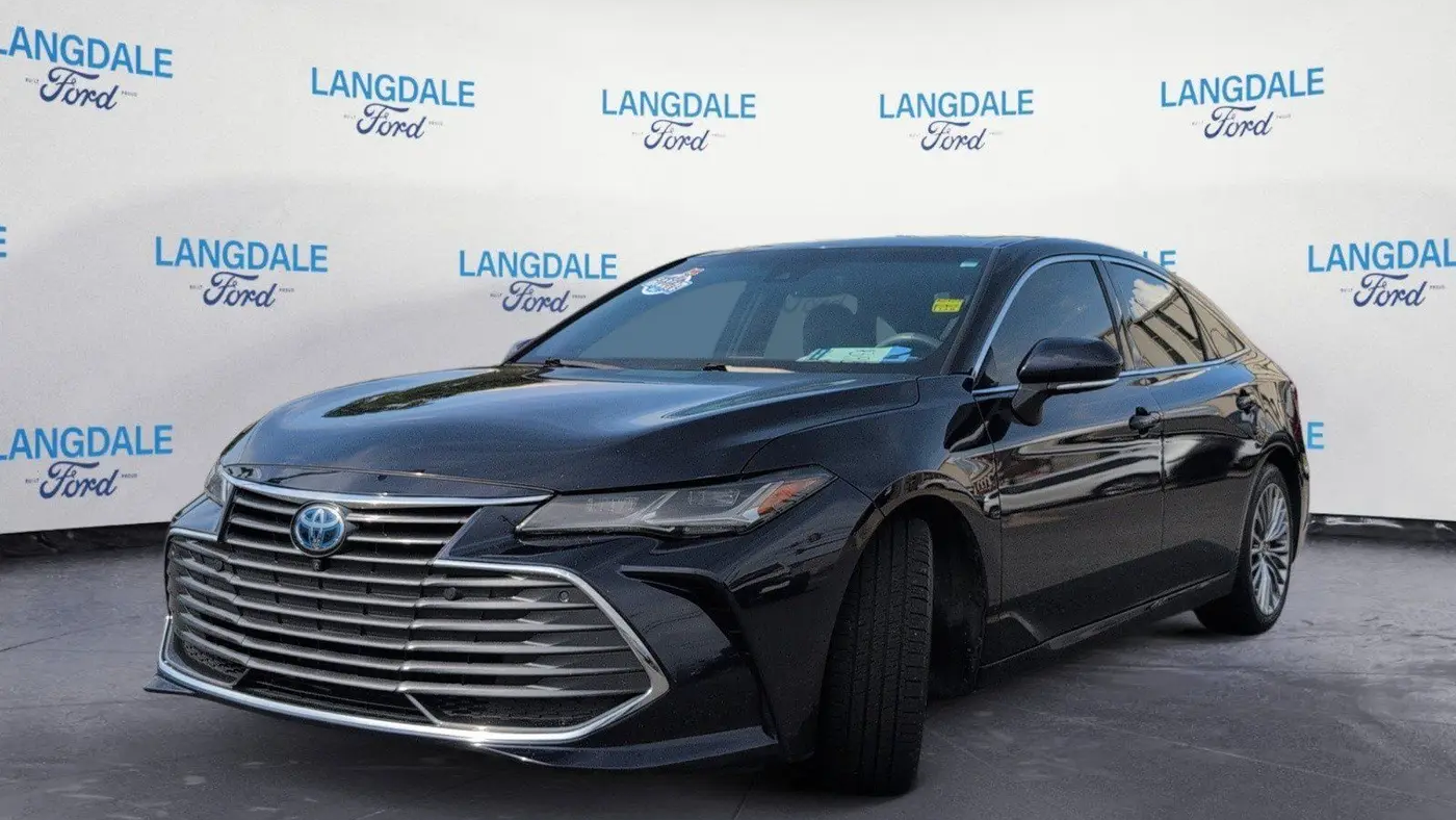 2022 Toyota Avalon Hybrid Limited