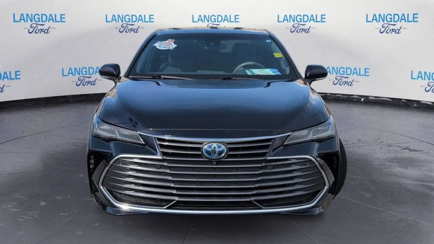 2022 Toyota Avalon Hybrid Limited