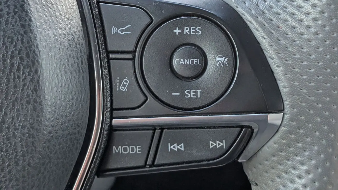 2022 Toyota Avalon Hybrid Limited