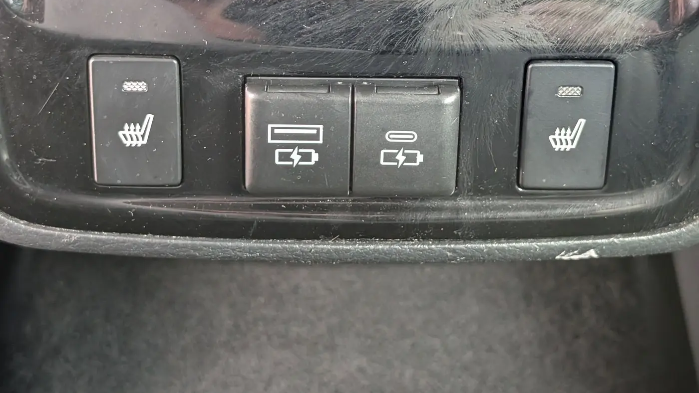 2022 Toyota Avalon Hybrid Limited