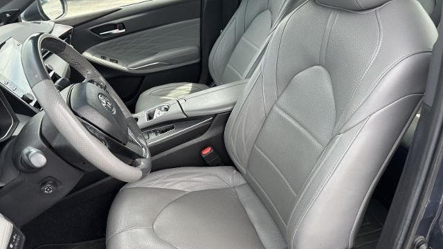 2022 Toyota Avalon Hybrid Limited
