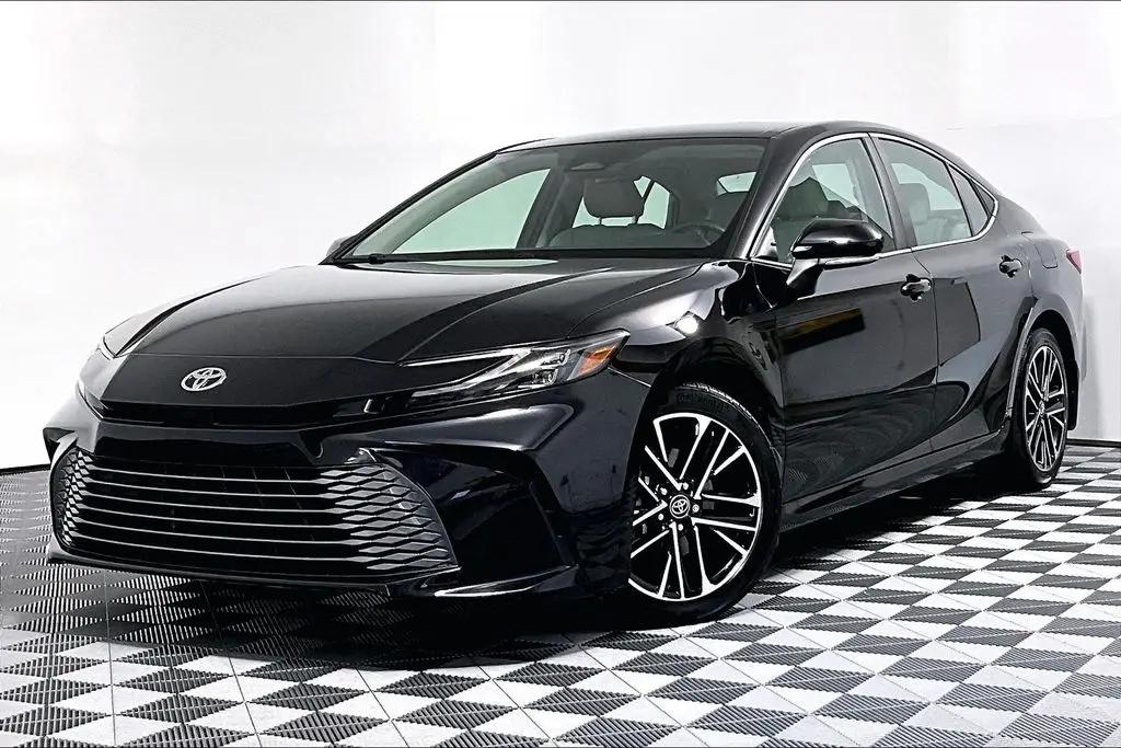 2025 Toyota Camry - $33,841
