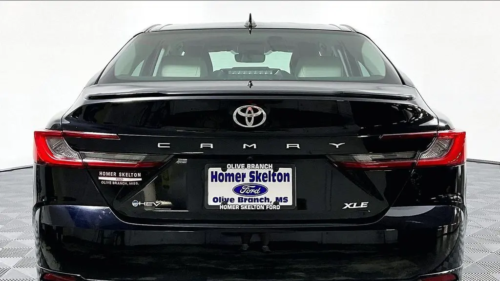 2025 Toyota Camry XLE