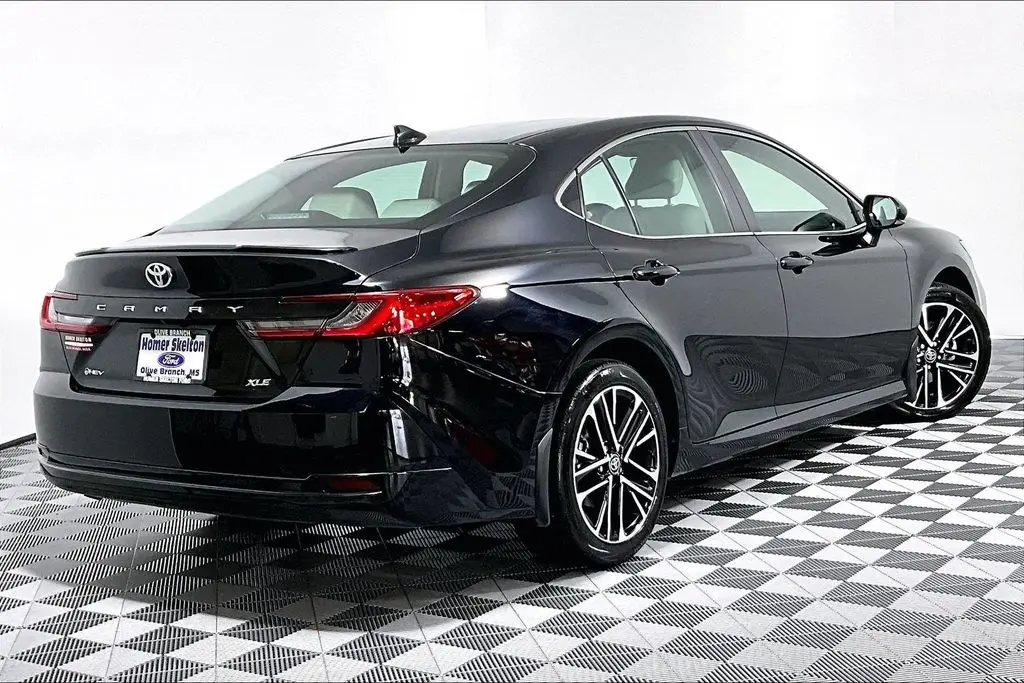 2025 Toyota Camry - $33,841