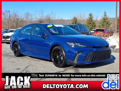 2025 Toyota Camry SE 4DR Sedan