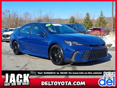 2025 Toyota Camry SE 4DR Sedan
