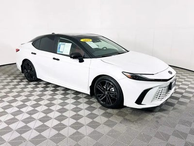 2025 Toyota Camry SE 4DR Sedan