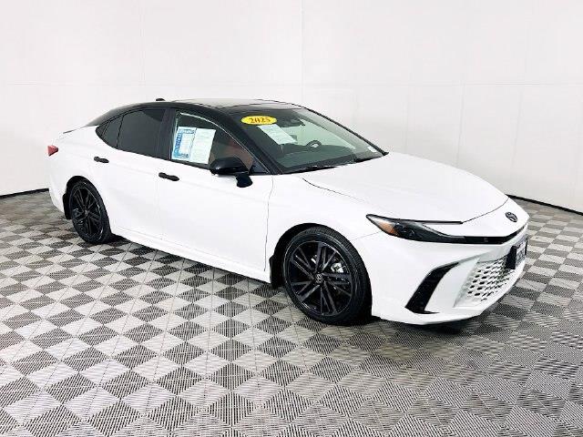2025 Toyota Camry - $35,800