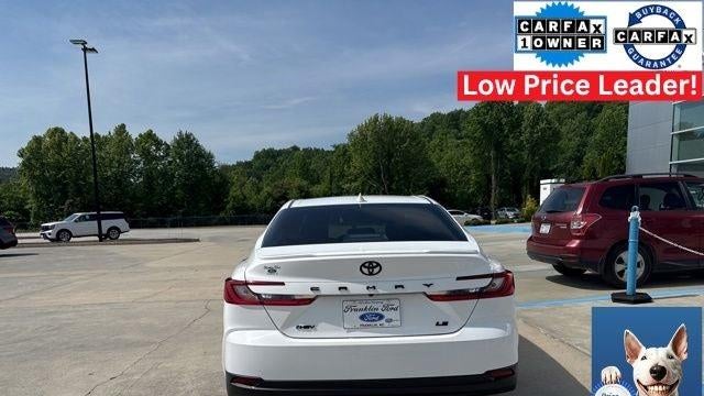 2025 Toyota Camry SE