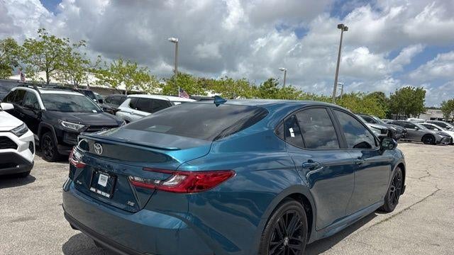 2025 Toyota Camry SE