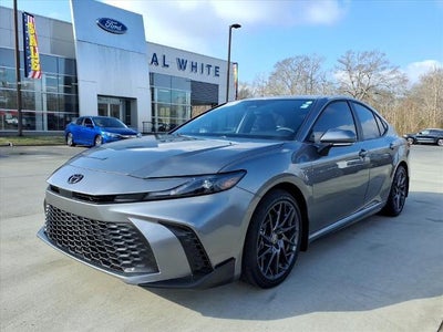 2025 Toyota Camry SE 4DR Sedan