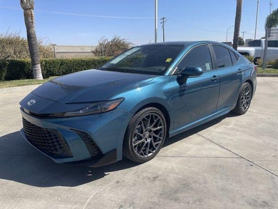 2025 Toyota Camry SE 4DR Sedan