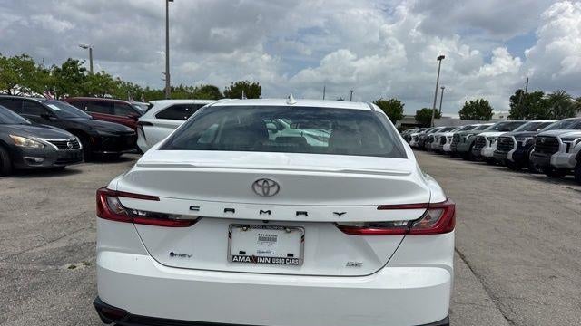 2025 Toyota Camry SE