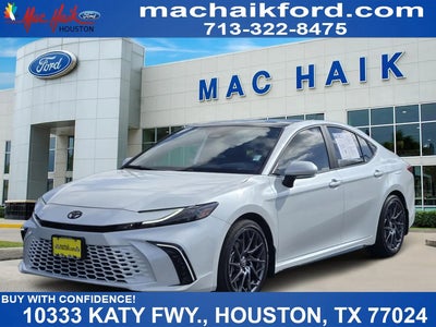 2025 Toyota Camry SE 4DR Sedan