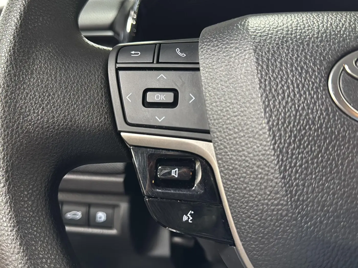 2025 Toyota Camry - $28,798