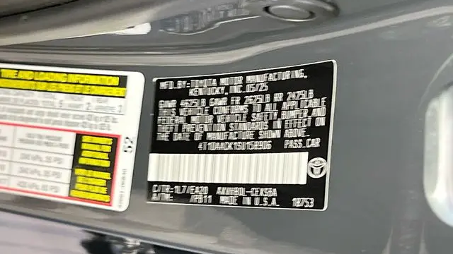2025 Toyota Camry SE
