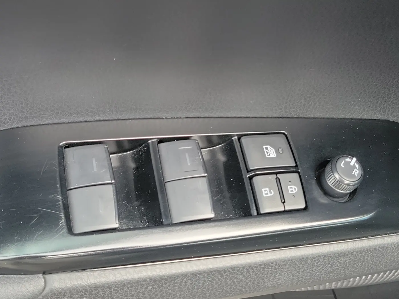 2025 Toyota Camry - $26,480