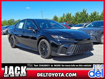 2025 Toyota Camry SE 4DR Sedan