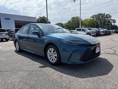 2025 Toyota Camry LE 4DR Sedan