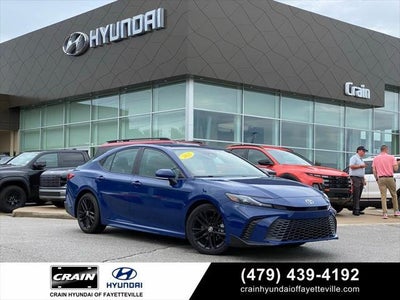 2025 Toyota Camry SE 4DR Sedan