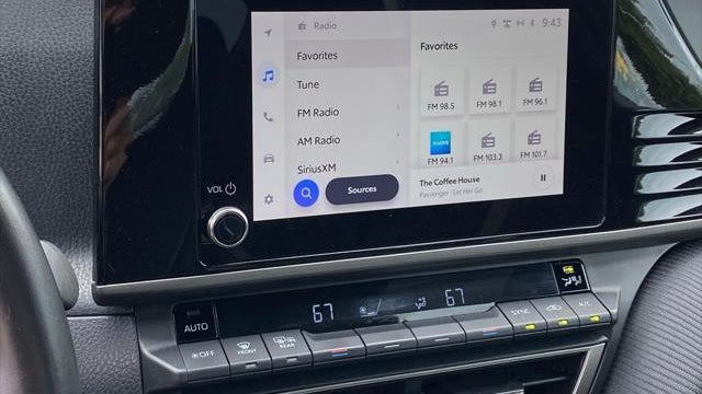 2025 Toyota Camry SE