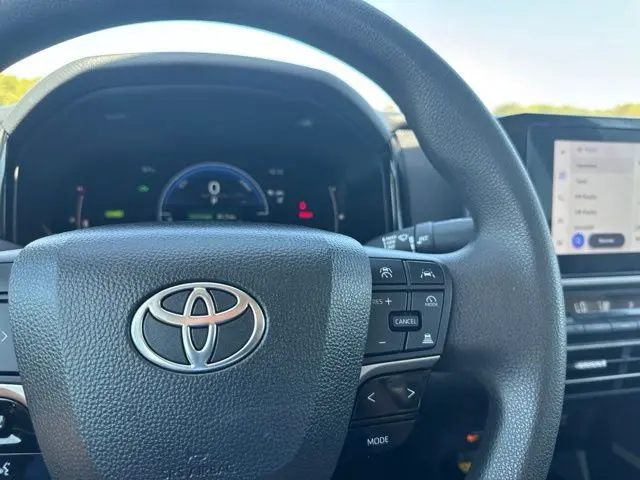 2025 Toyota Camry - $25,200