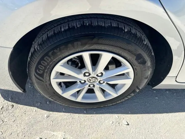 2025 Toyota Camry - $25,200