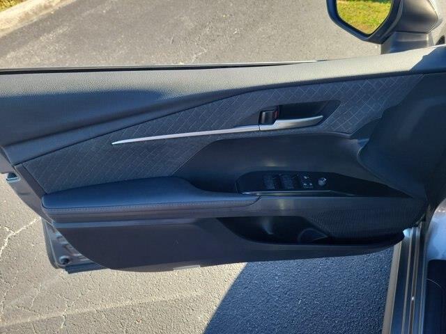 2025 Toyota Camry - $31,999