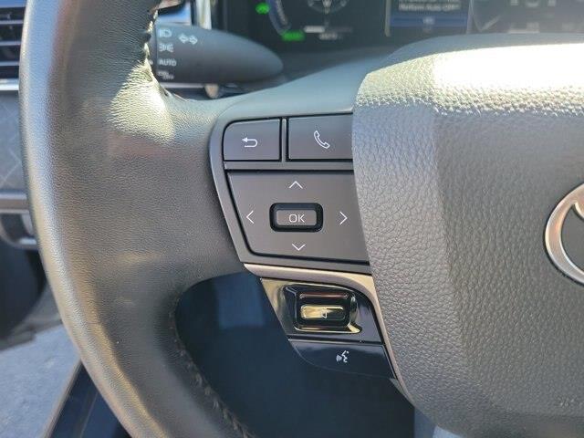 2025 Toyota Camry - $31,999