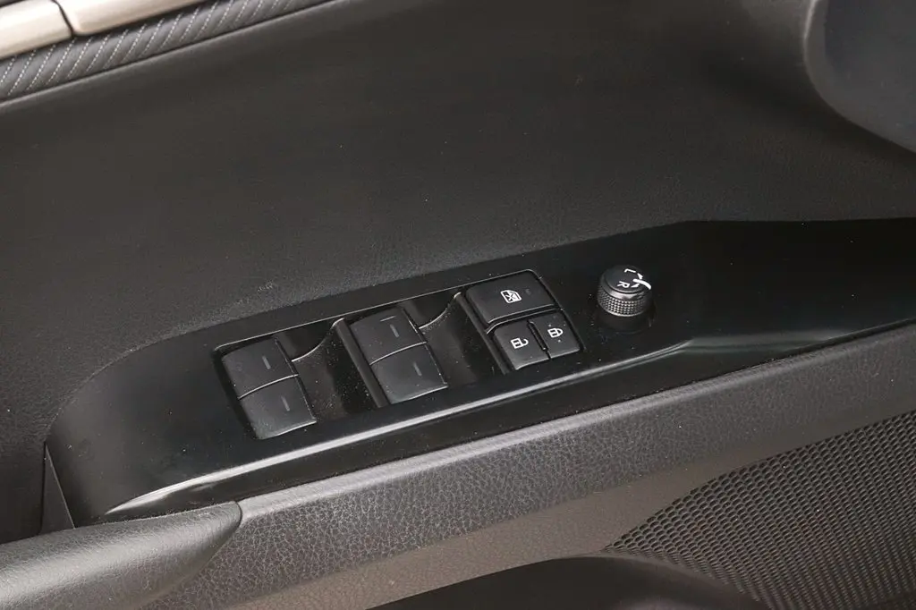 2025 Toyota Camry - $31,863