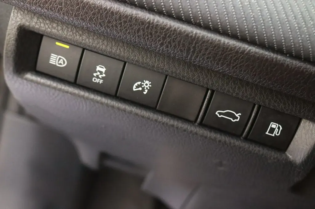 2025 Toyota Camry - $31,863