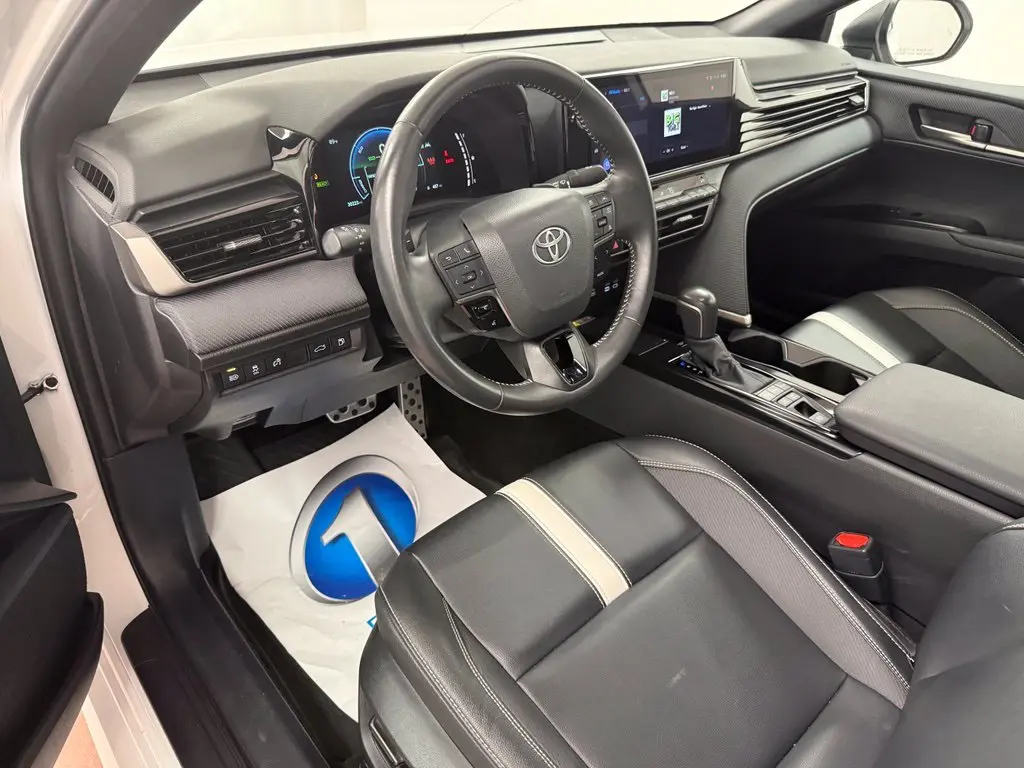 2025 Toyota Camry - $30,975