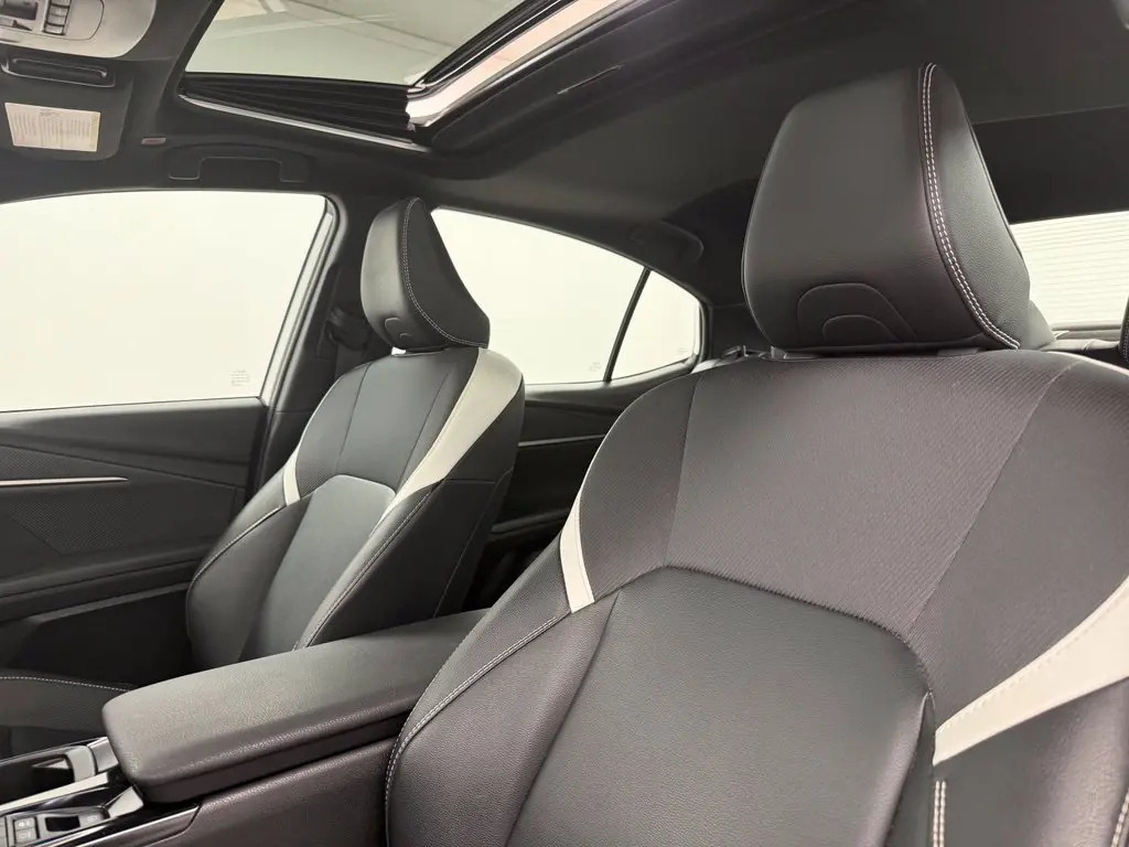 2025 Toyota Camry - $30,975