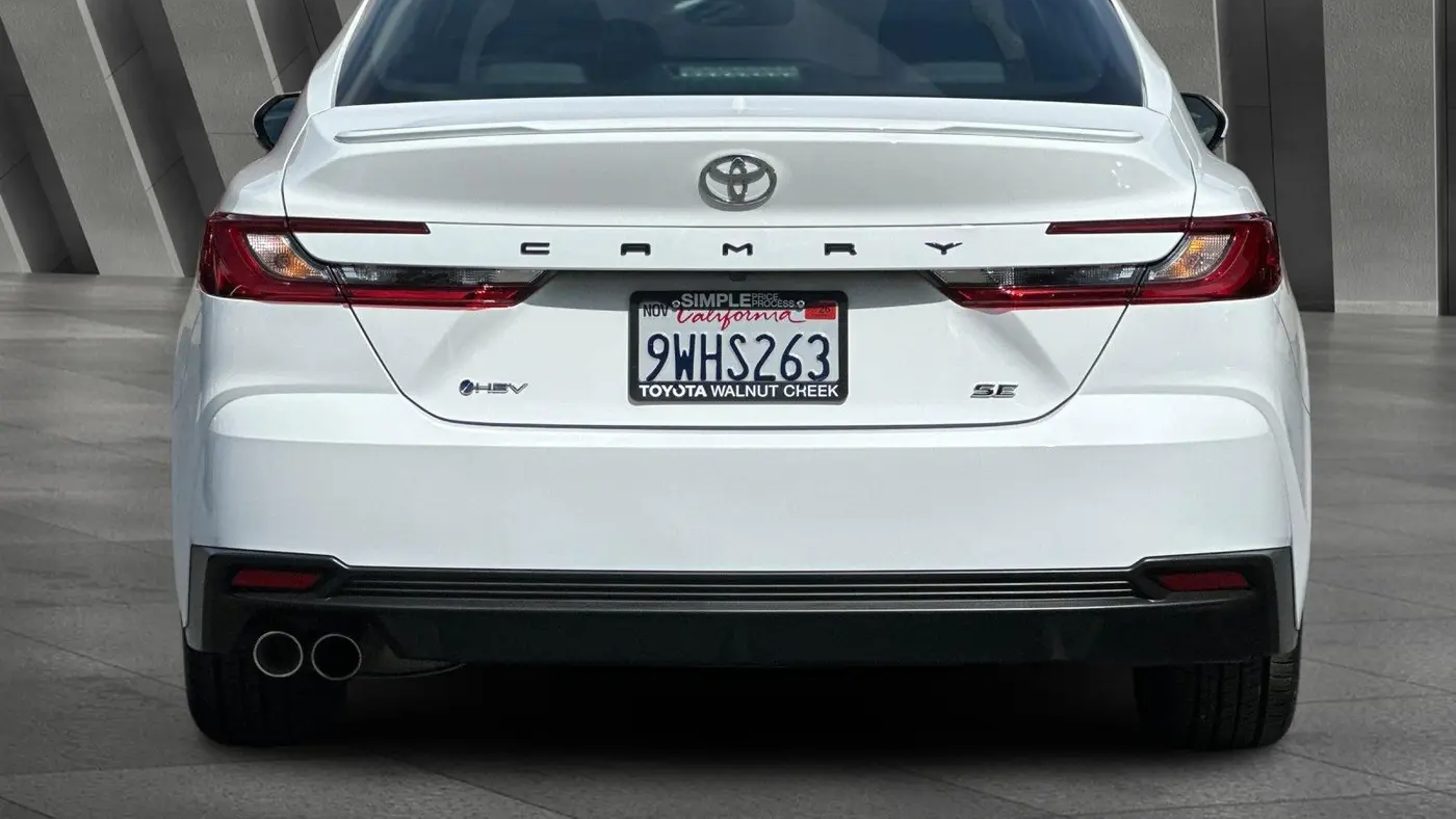 2026 Toyota Camry SE