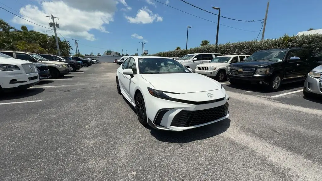 2026 Toyota Camry SE