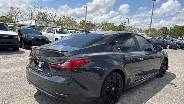 2025 Toyota Camry SE