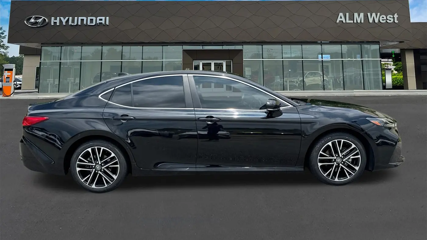 2025 Toyota Camry XLE