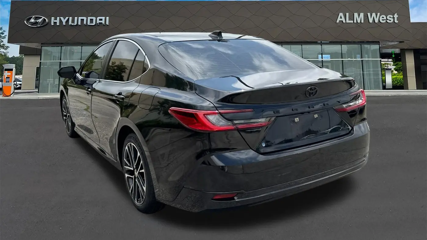 2025 Toyota Camry XLE