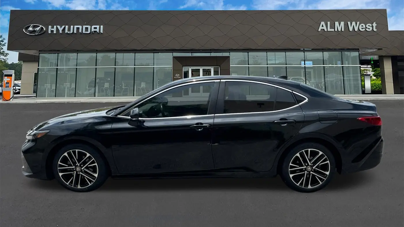 2025 Toyota Camry XLE